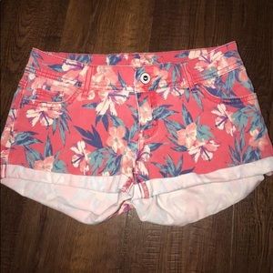 Low rise floral hollister shorts
